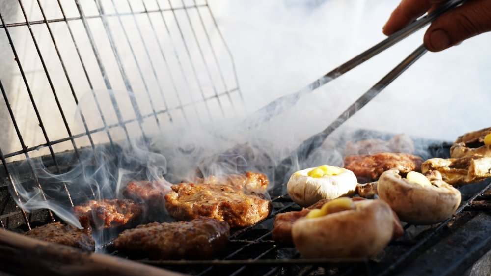 ataberk-guler-barbecue-unsplash